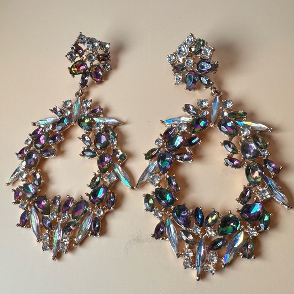 Jewelry - Elegant Multicolor Crystal Drop Earrings